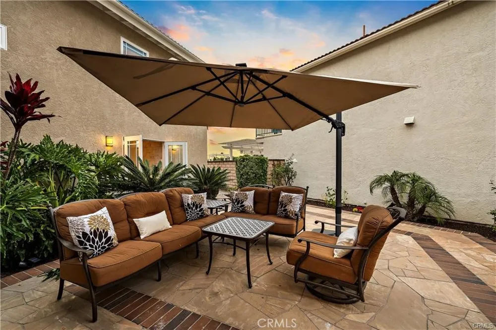 28732 Calle Vista Laguna Niguel, CA 92677