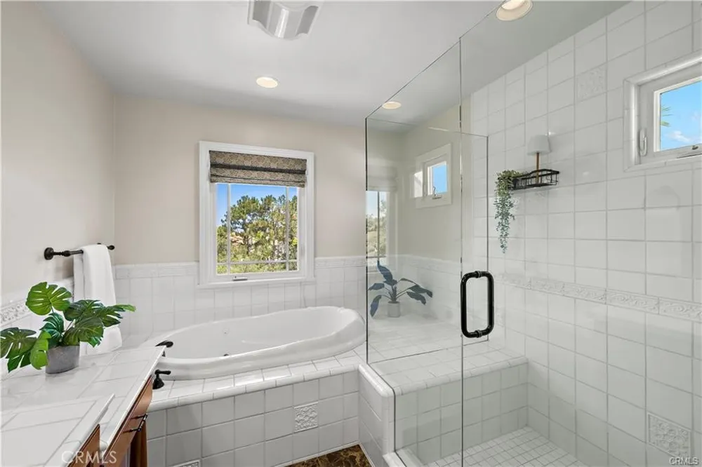 28732 Calle Vista Laguna Niguel, CA 92677