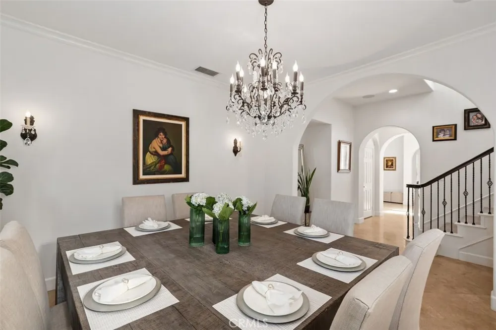 41 Carpenteria Irvine, CA 92602