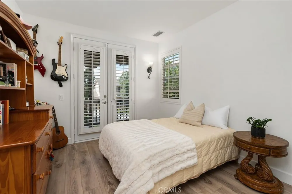 41 Carpenteria Irvine, CA 92602