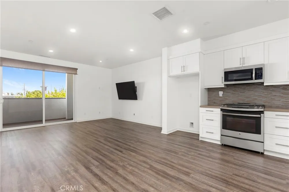 629 W 17th Costa Mesa, CA 92627