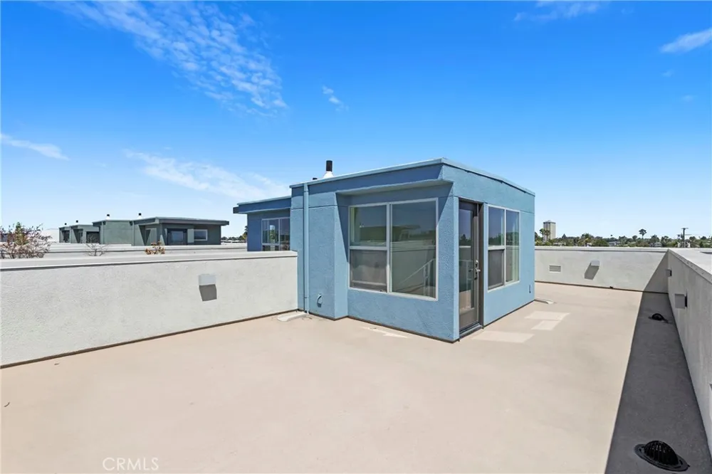 629 W 17th Costa Mesa, CA 92627