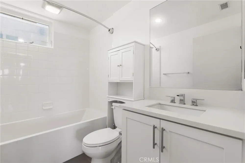 629 W 17th Costa Mesa, CA 92627