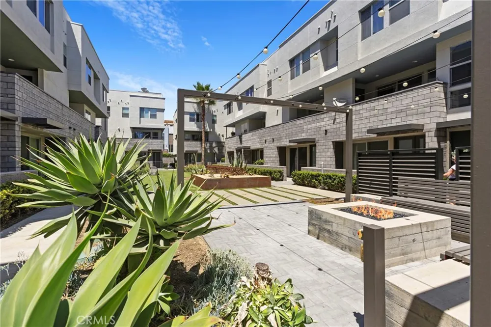 629 W 17th Costa Mesa, CA 92627