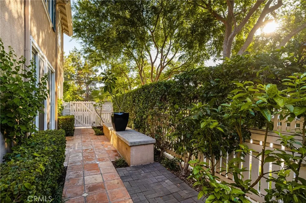13124 Arborwalk Lane Tustin, CA 92782