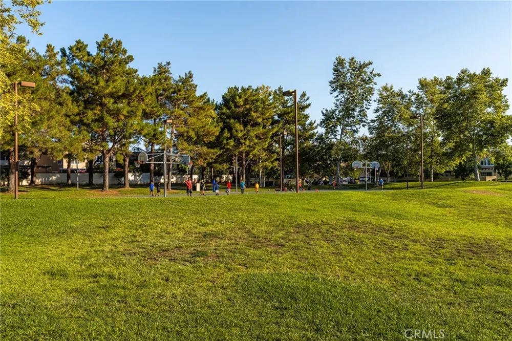 13124 Arborwalk Lane Tustin, CA 92782
