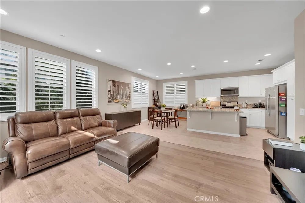 14341 Hibiscus Court Westminster, CA 92683