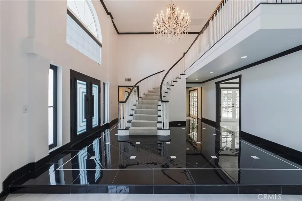 2809 Colorado Lane Orange, CA 92867