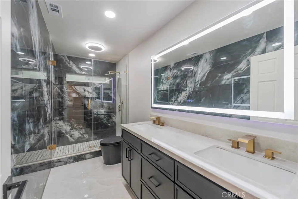 2809 Colorado Lane Orange, CA 92867