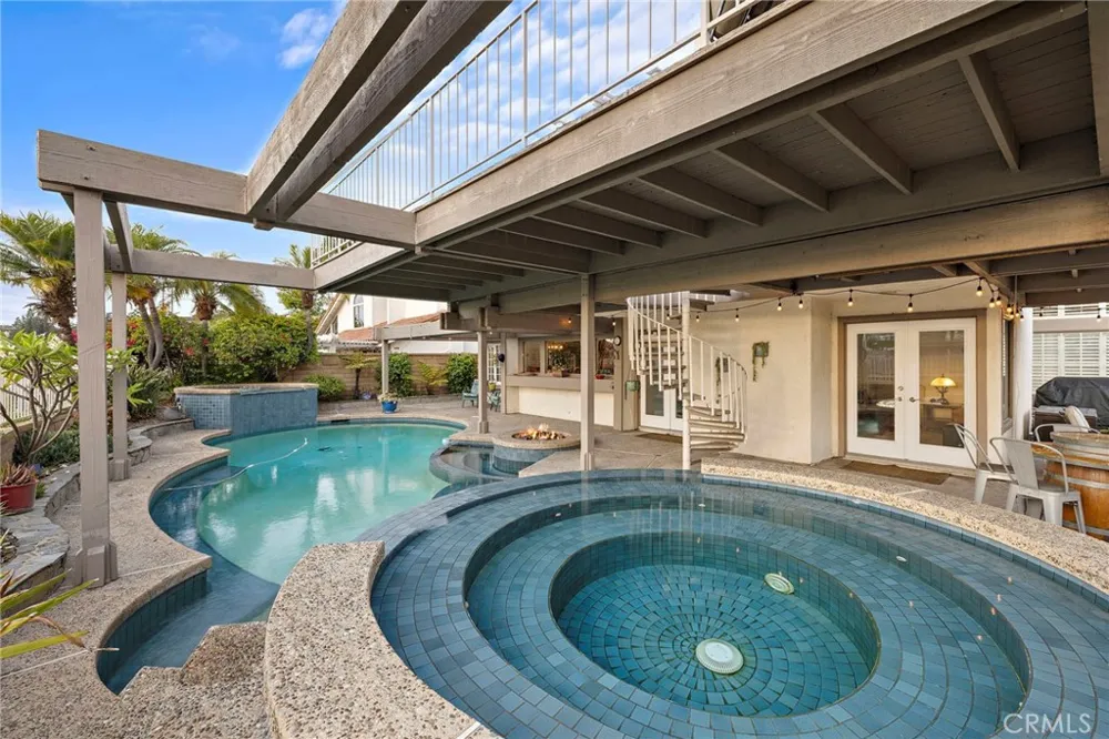 22671 Puntal Lana Mission Viejo, CA 92692
