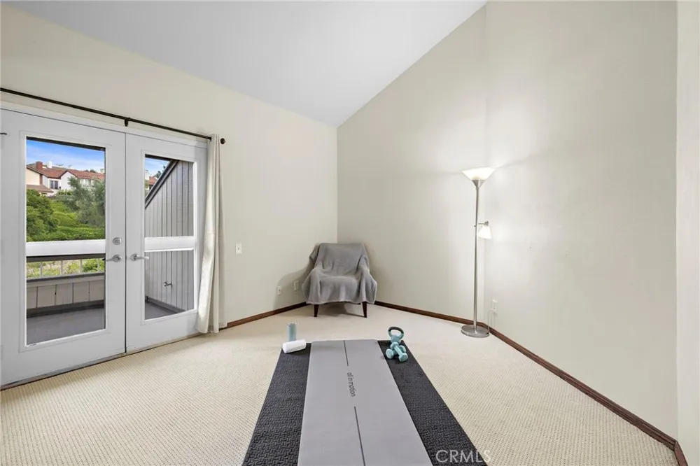 22671 Puntal Lana Mission Viejo, CA 92692
