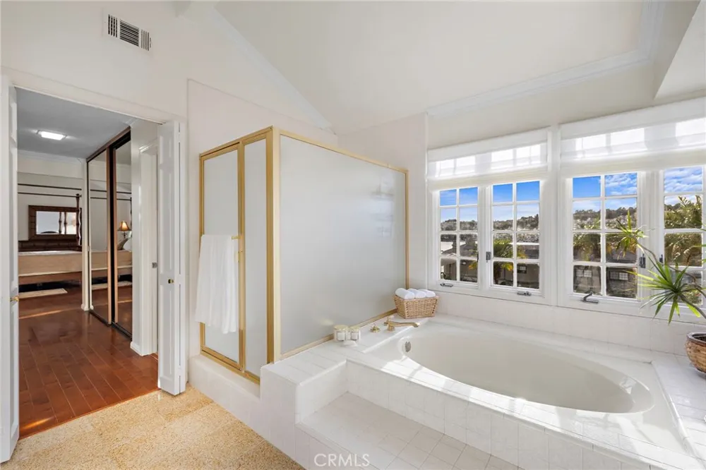 22671 Puntal Lana Mission Viejo, CA 92692
