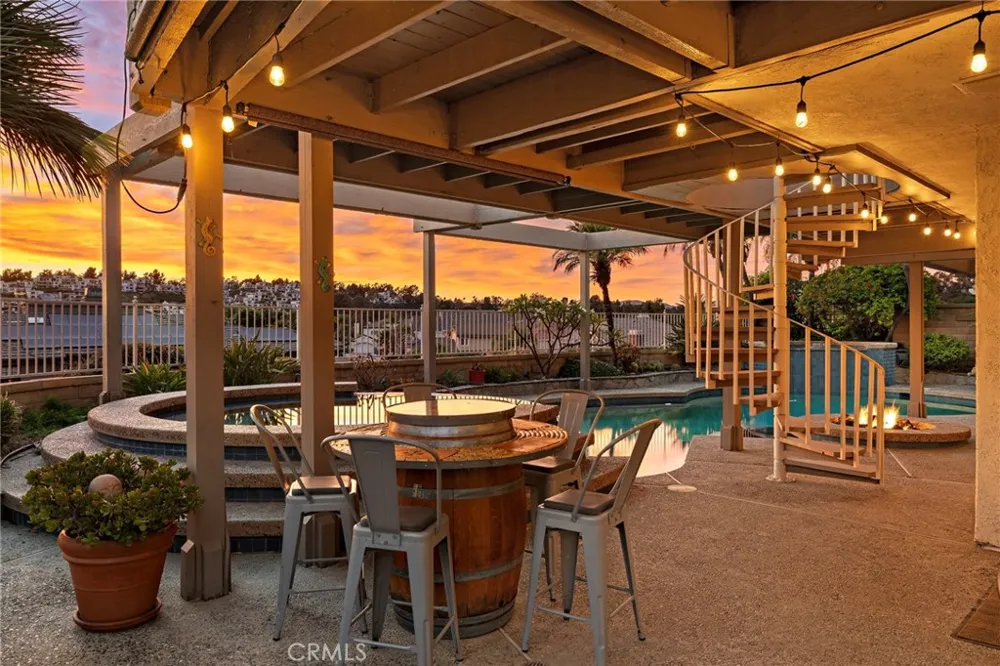 22671 Puntal Lana Mission Viejo, CA 92692