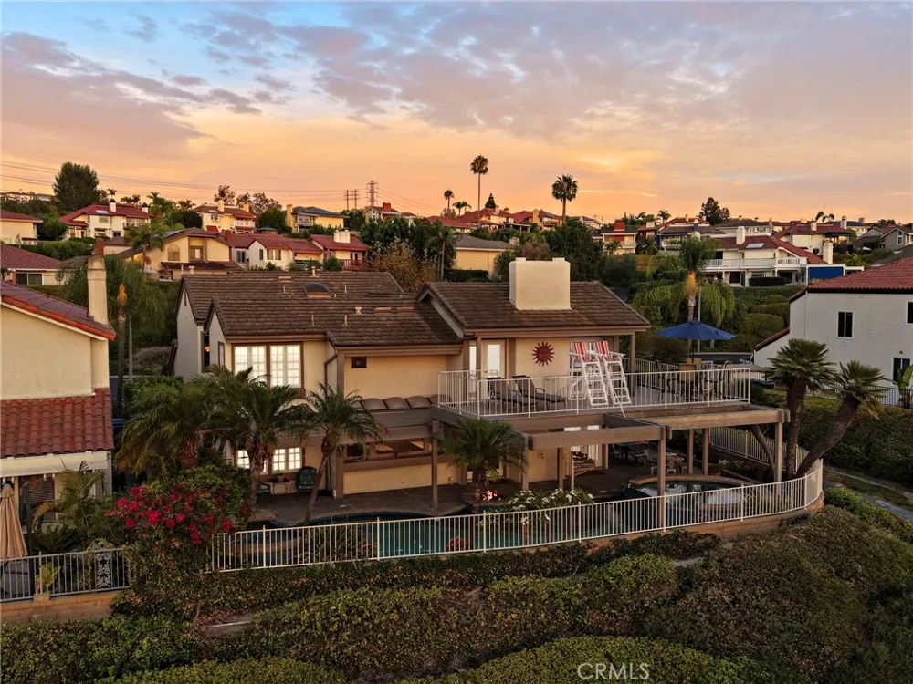 22671 Puntal Lana Mission Viejo, CA 92692