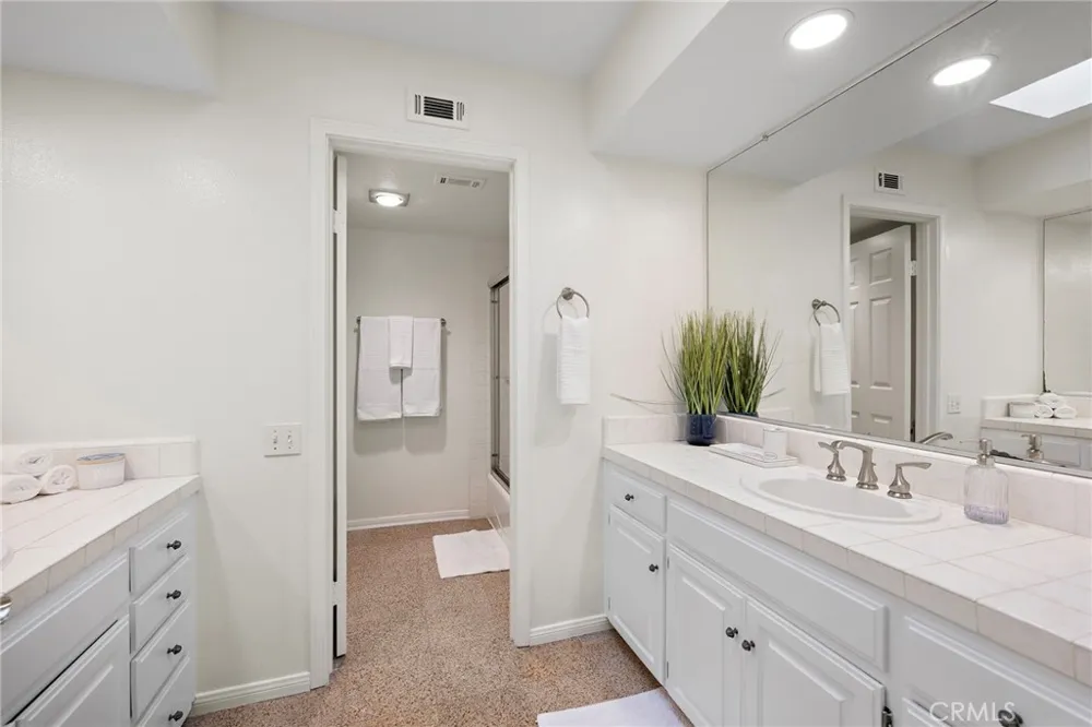 22671 Puntal Lana Mission Viejo, CA 92692