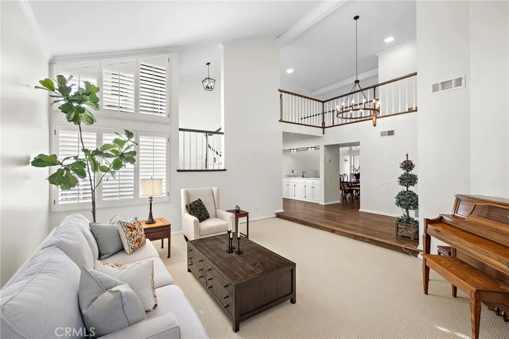 22671 Puntal Lana Mission Viejo, CA 92692
