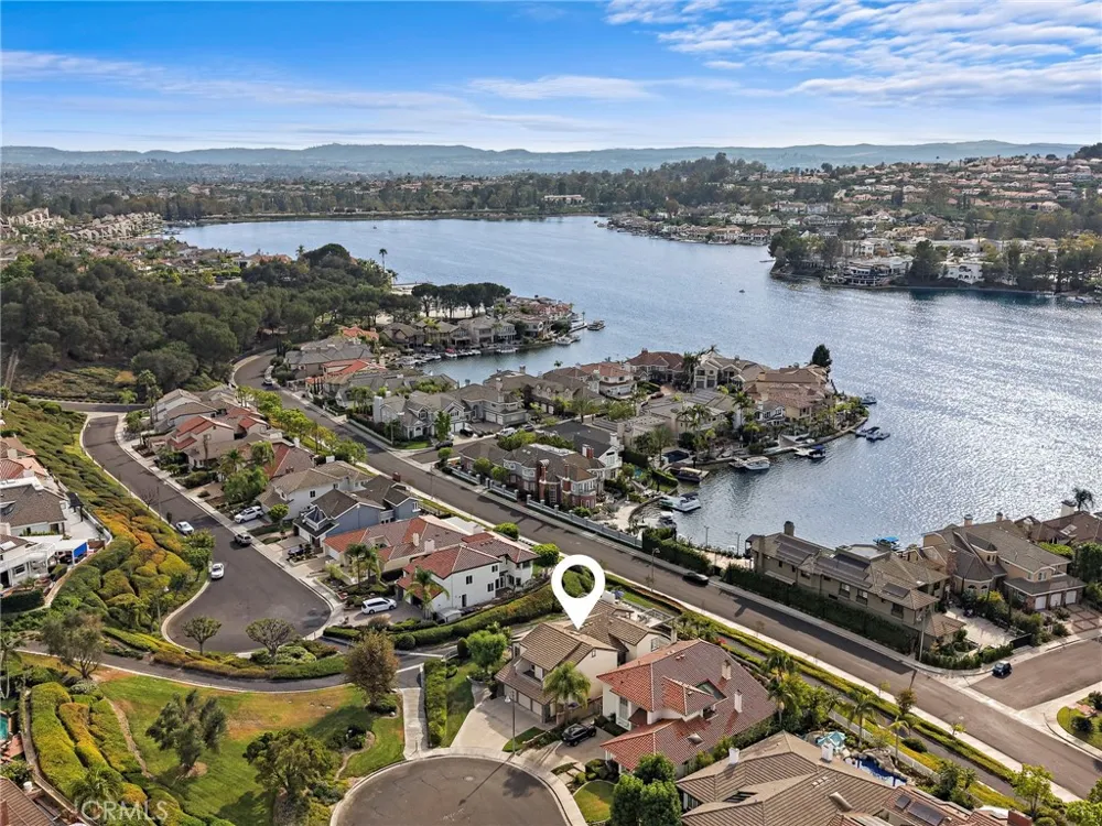 22671 Puntal Lana Mission Viejo, CA 92692