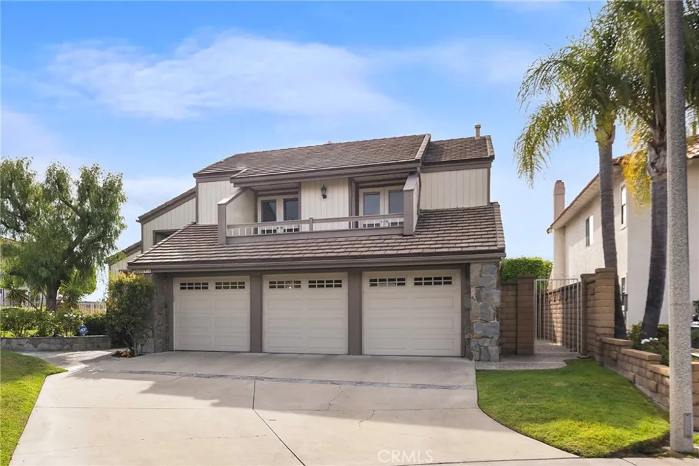 22671 Puntal Lana Mission Viejo, CA 92692