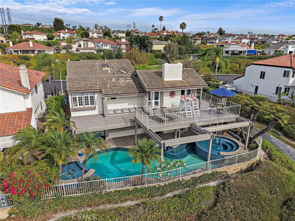 22671 Puntal Lana Mission Viejo, CA 92692