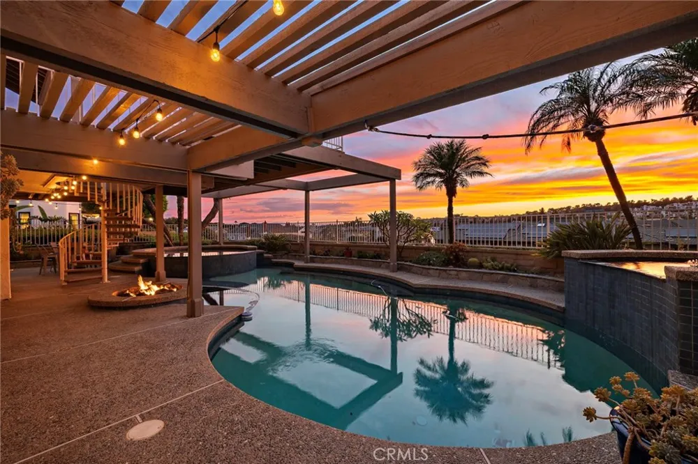 22671 Puntal Lana Mission Viejo, CA 92692