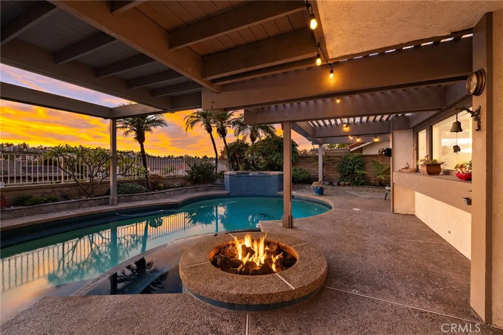 22671 Puntal Lana Mission Viejo, CA 92692