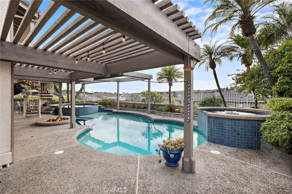 22671 Puntal Lana Mission Viejo, CA 92692