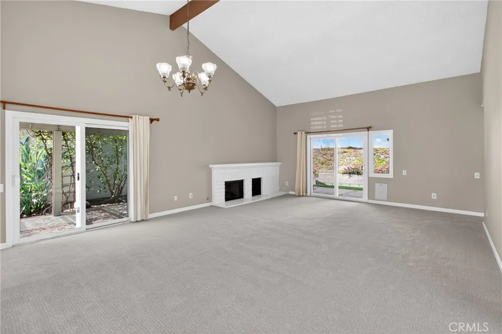 21183 Via Este Yorba Linda, CA 92887