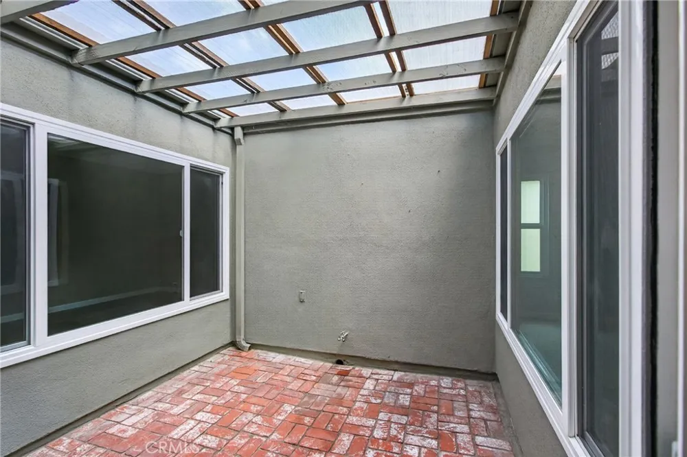 21183 Via Este Yorba Linda, CA 92887