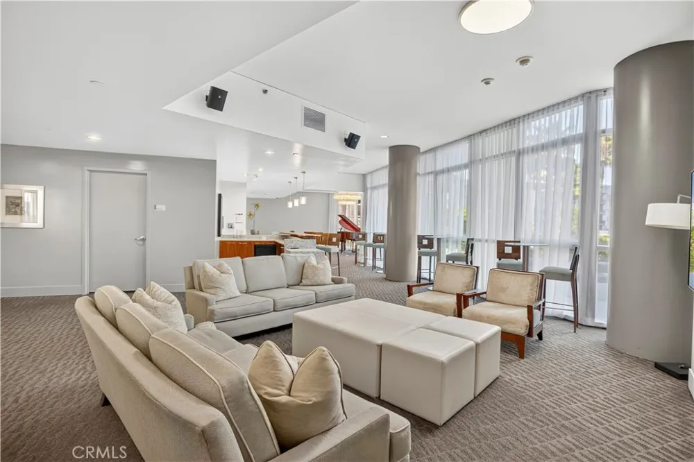 13650 Marina Pointe Drive #609 Marina del Rey, CA 90292