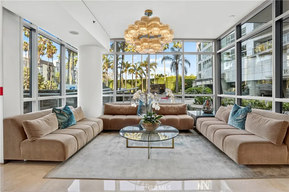 13650 Marina Pointe Drive #609 Marina del Rey, CA 90292