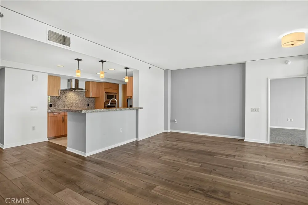 13650 Marina Pointe Drive #609 Marina del Rey, CA 90292
