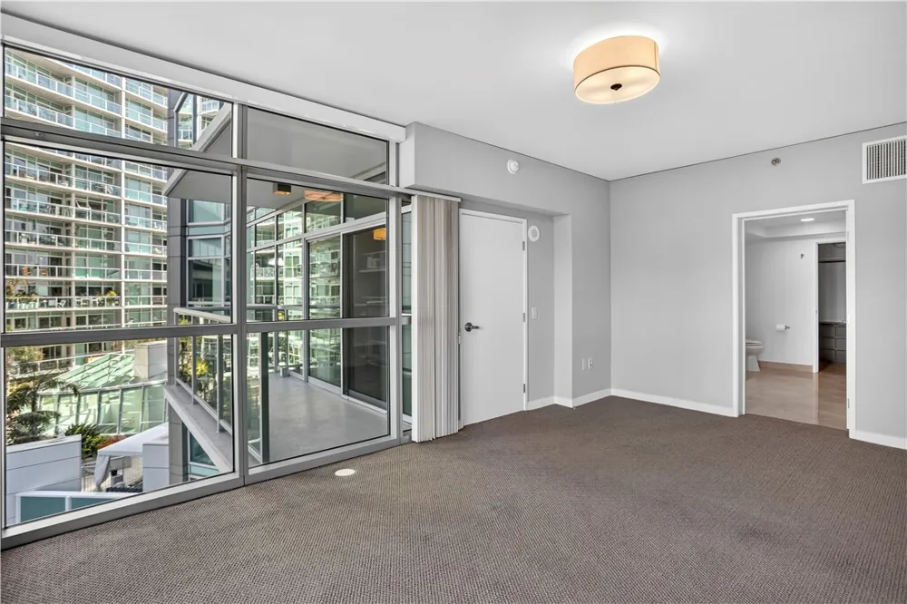 13650 Marina Pointe Drive #609 Marina del Rey, CA 90292