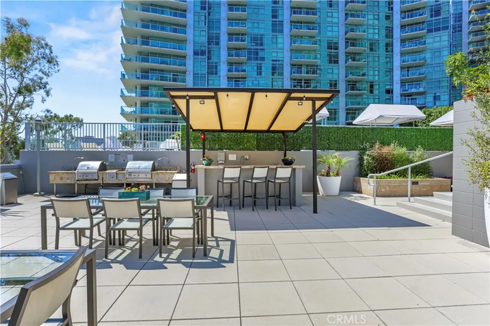 13650 Marina Pointe Drive #609 Marina del Rey, CA 90292