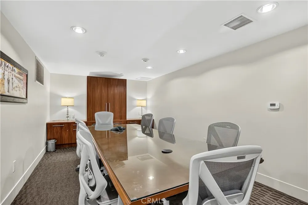 13650 Marina Pointe Drive #609 Marina del Rey, CA 90292