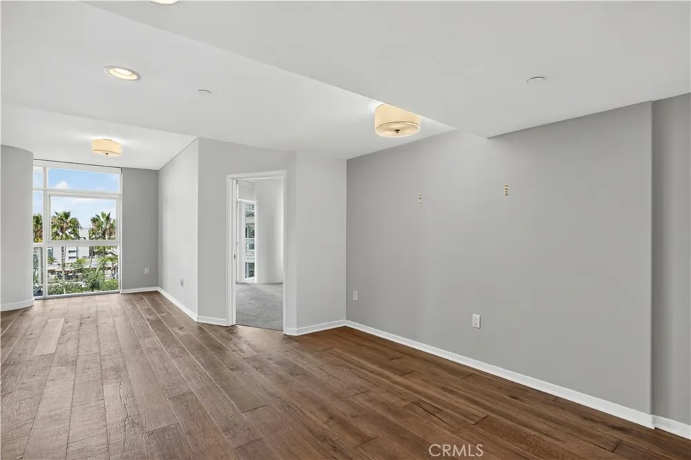 13650 Marina Pointe Drive #609 Marina del Rey, CA 90292