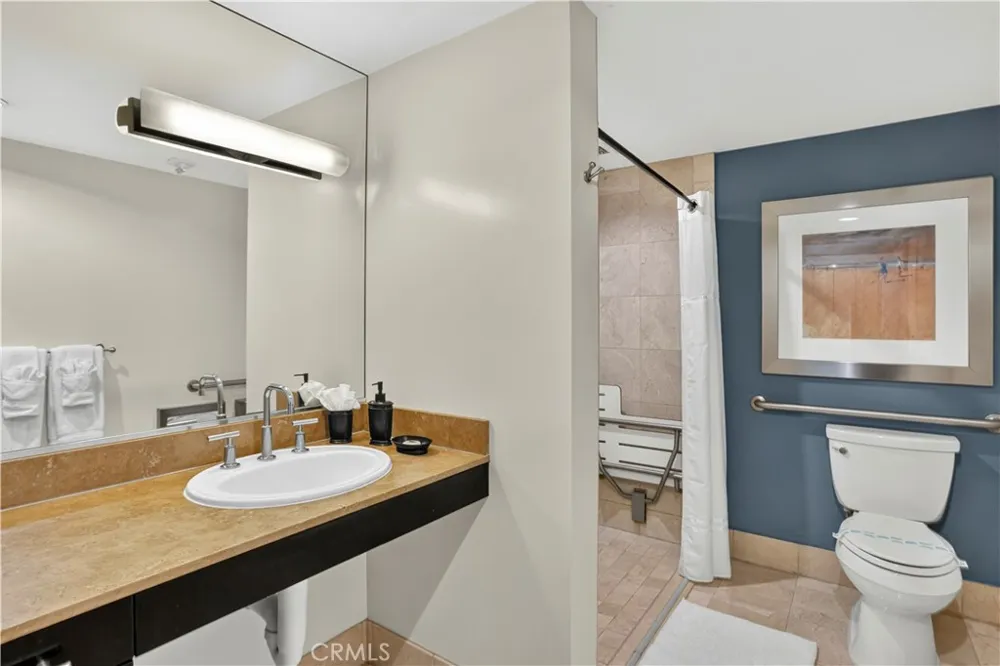 13650 Marina Pointe Drive #609 Marina del Rey, CA 90292