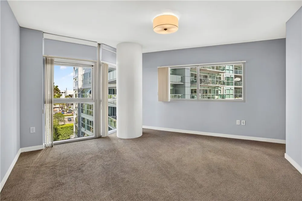 13650 Marina Pointe Drive #609 Marina del Rey, CA 90292
