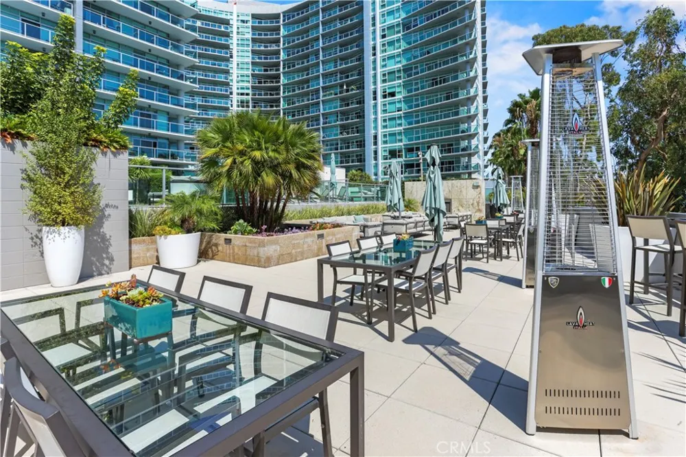 13650 Marina Pointe Drive #609 Marina del Rey, CA 90292