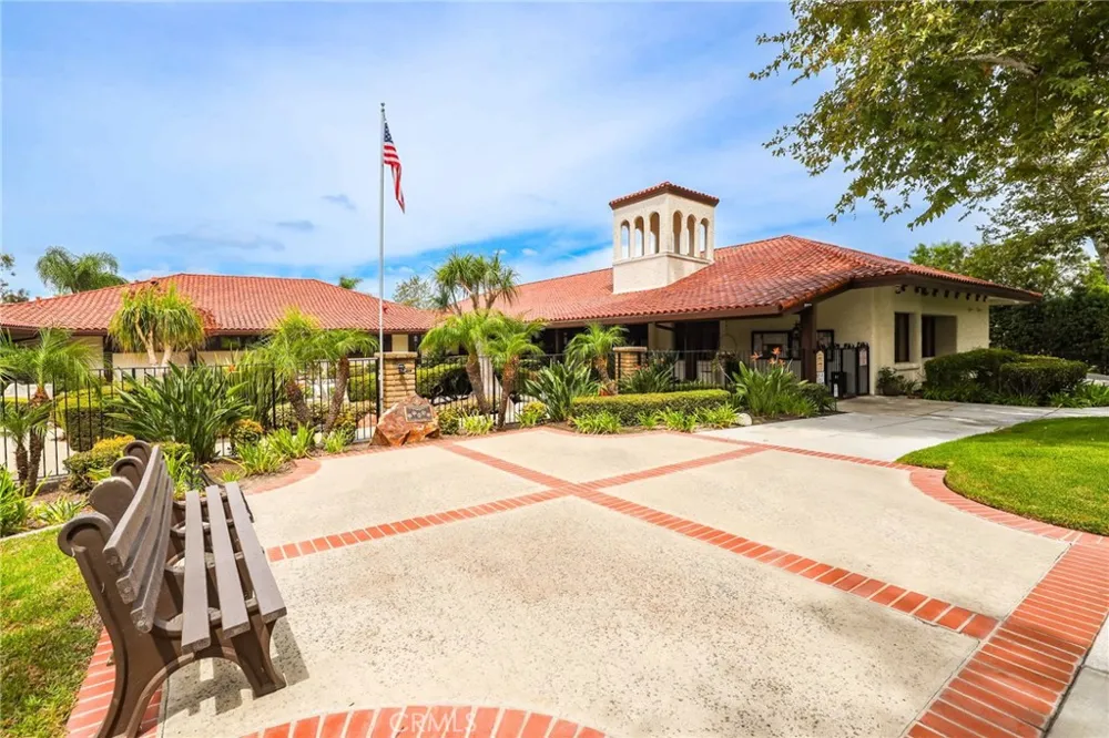 28275 Zurburan Mission Viejo, CA 92692