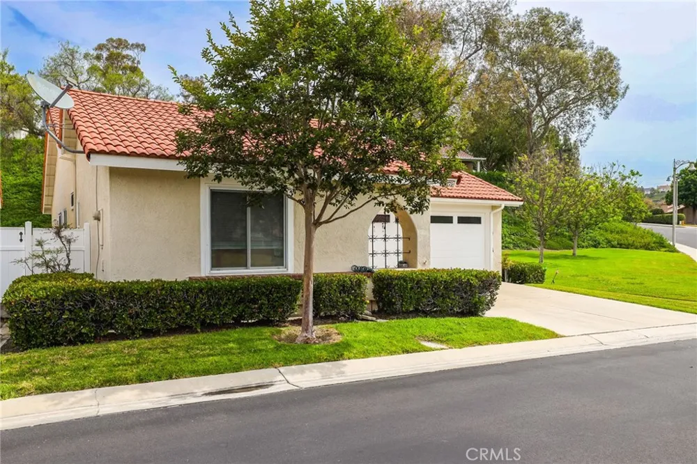 28275 Zurburan Mission Viejo, CA 92692
