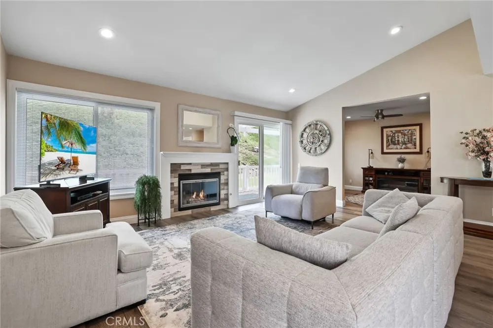 28275 Zurburan Mission Viejo, CA 92692