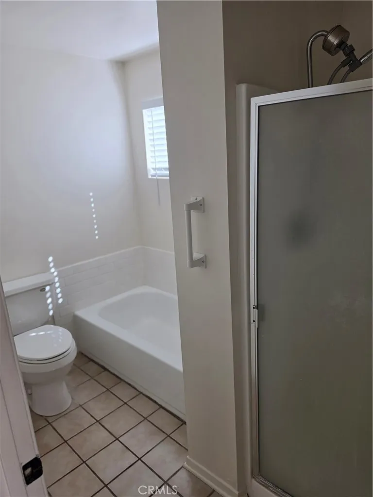 2212 Laurel Newport Beach, CA 92663