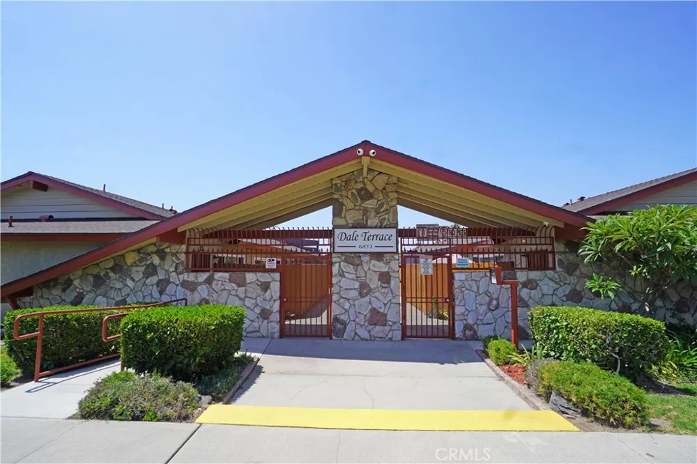 6851 Dale Buena Park, CA 90621