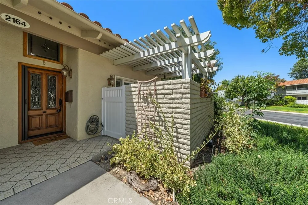 2164 Via Mariposa E #B Laguna Woods, CA 92637