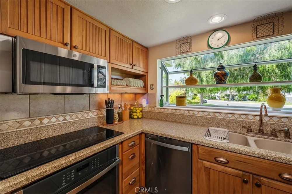 2164 Via Mariposa E #B Laguna Woods, CA 92637