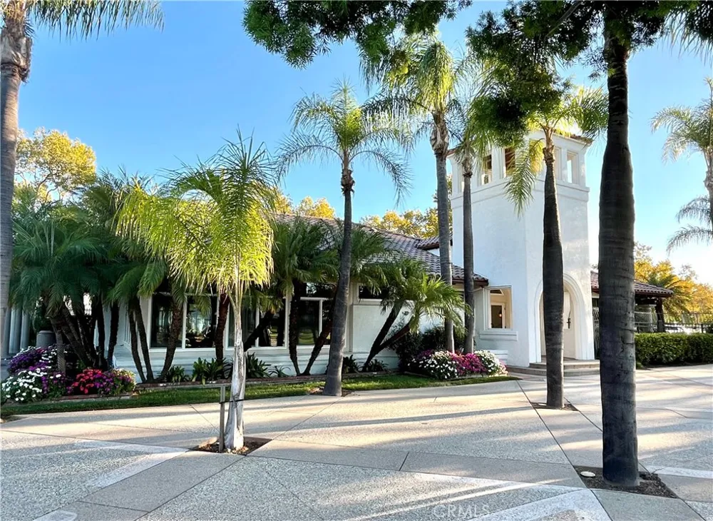 28782 Vista Saddleback Lake Forest, CA 92679