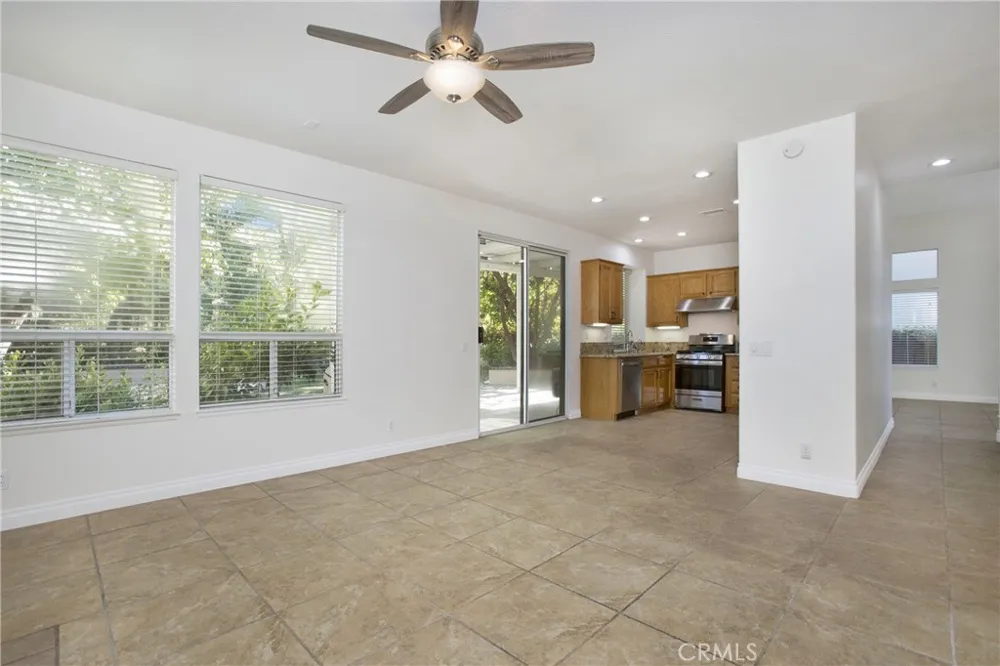 16 Parremo Mission Viejo, CA 92692
