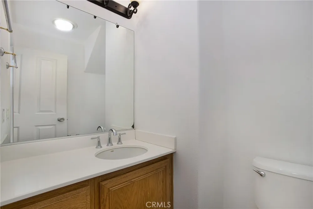 16 Parremo Mission Viejo, CA 92692