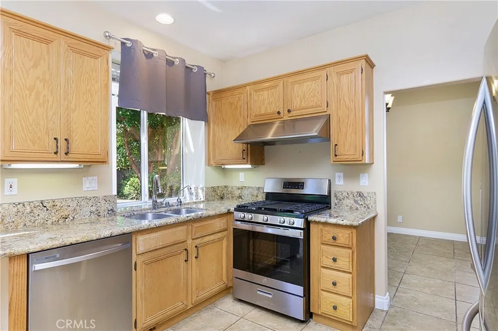 16 Parremo Mission Viejo, CA 92692