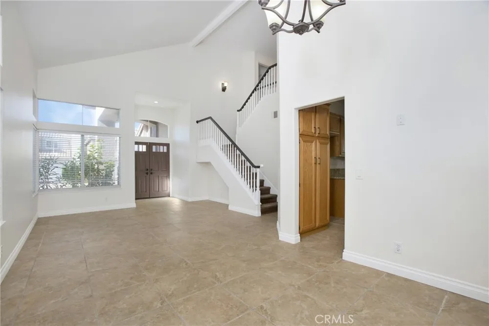 16 Parremo Mission Viejo, CA 92692